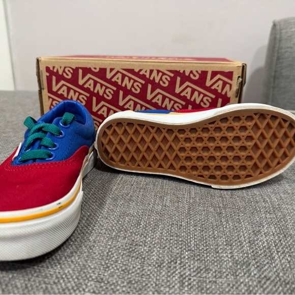 Vans Kids Multicolor Sneakers - Picture 3 of 4